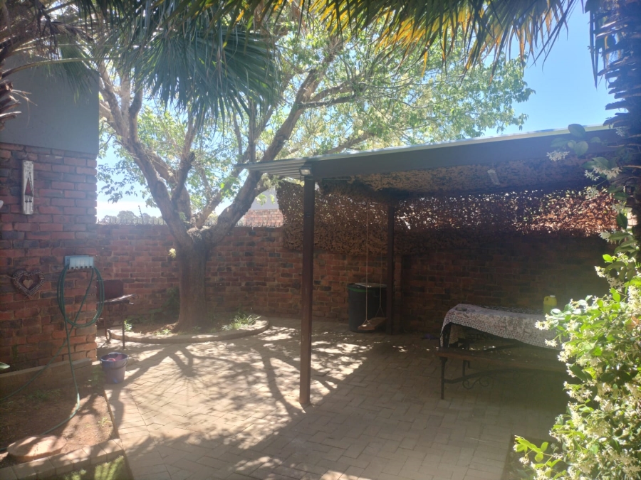 To Let 3 Bedroom Property for Rent in Pellissier Free State